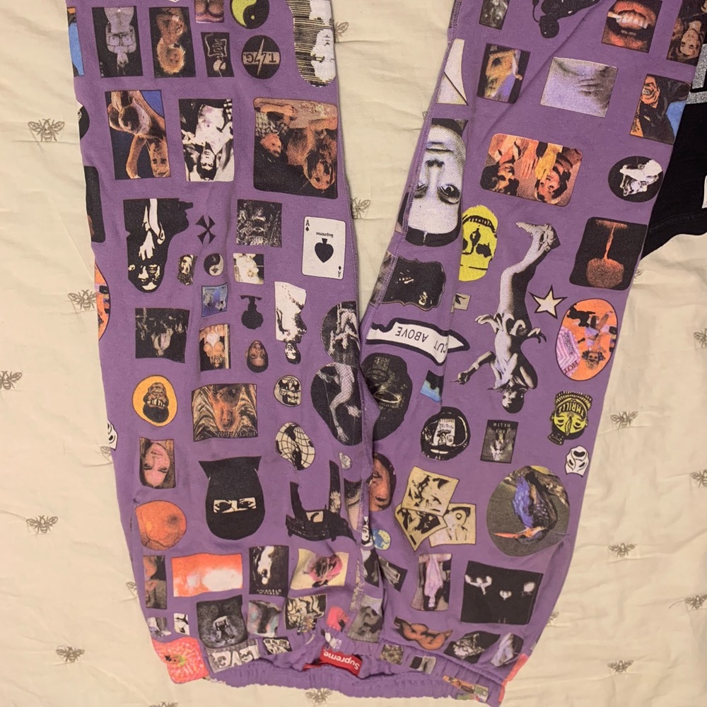 Supreme sweat pants size L